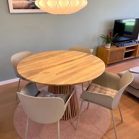 2-bedroom With Pool, Walk To & Town Apartman Ericeira