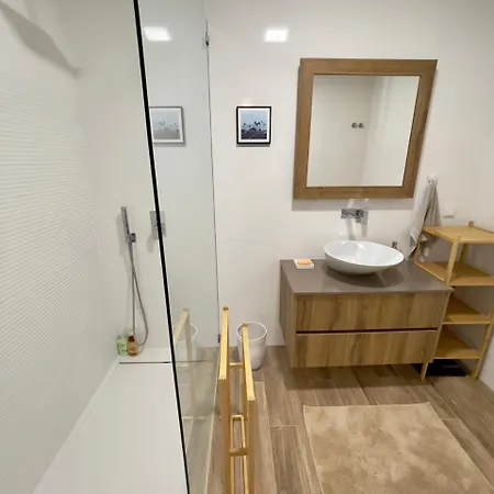 2-bedroom With Pool, Walk To & Town Apartman Ericeira
